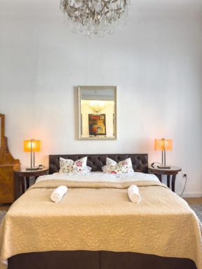 Budapest Opera Apartments